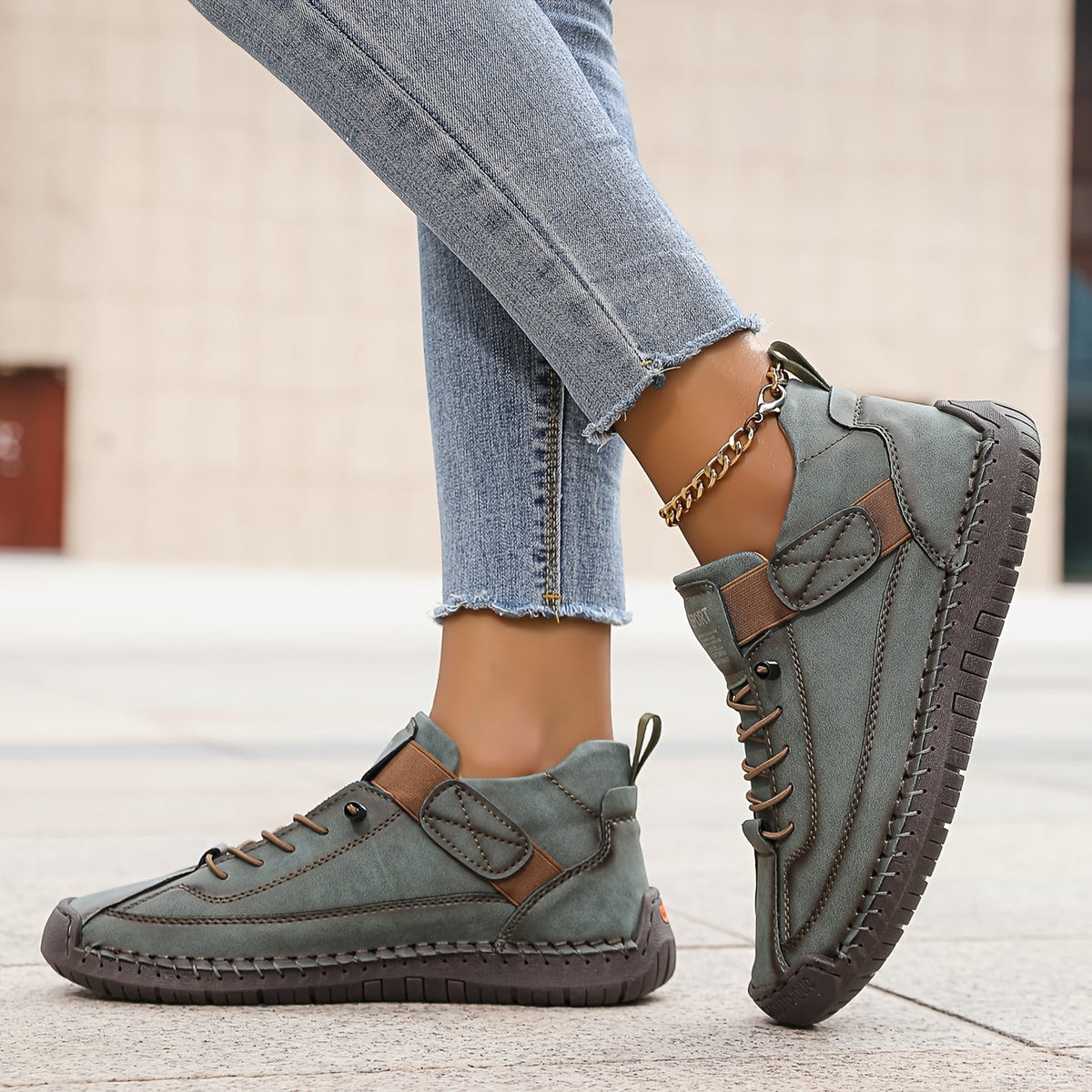 Delia | Velcro-Strap Slip-On Women Orthopedic Sneaker