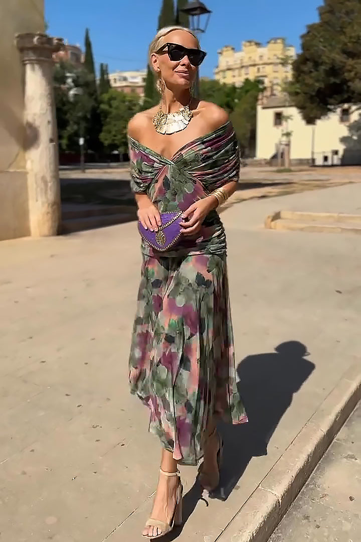 Selena | V-Neck Pleated-Waist Chiffon Maxi Dress