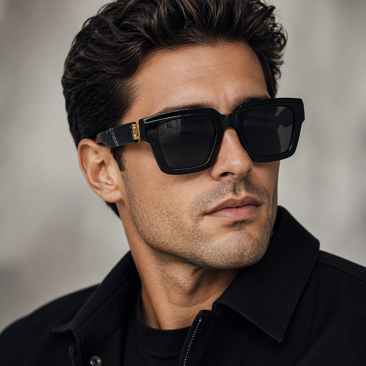 Victoria | Oversized Black Gold-Detail Sunglasses for Summer