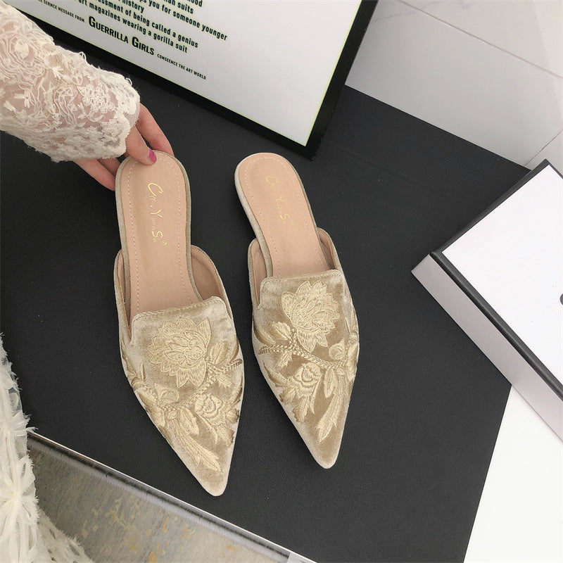 Wren | Embroidered Floral Pointed-Toe Women's Mules for Summer