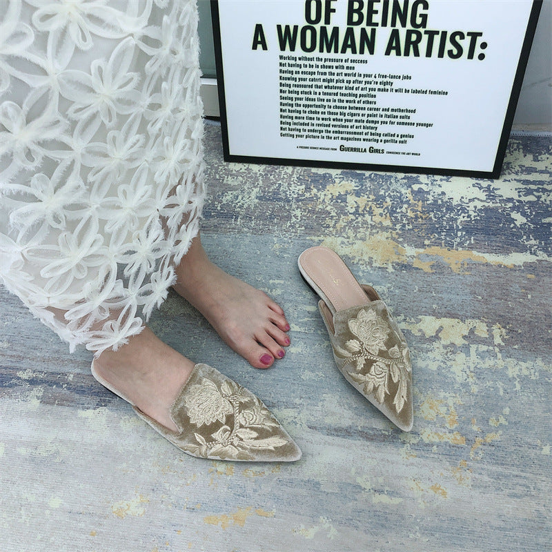 Wren | Embroidered Floral Pointed-Toe Women's Mules for Summer