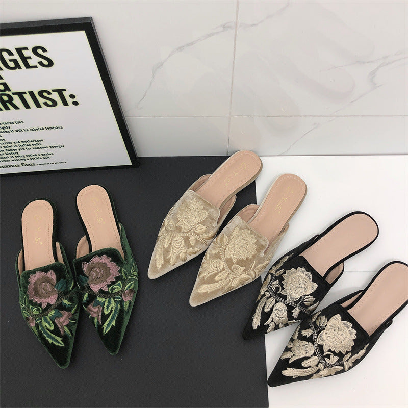 Wren | Embroidered Floral Pointed-Toe Women's Mules for Summer