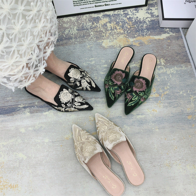 Wren | Embroidered Floral Pointed-Toe Women's Mules for Summer