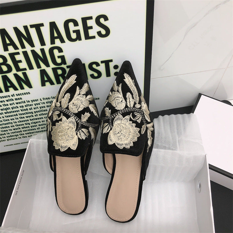 Wren | Embroidered Floral Pointed-Toe Women's Mules for Summer